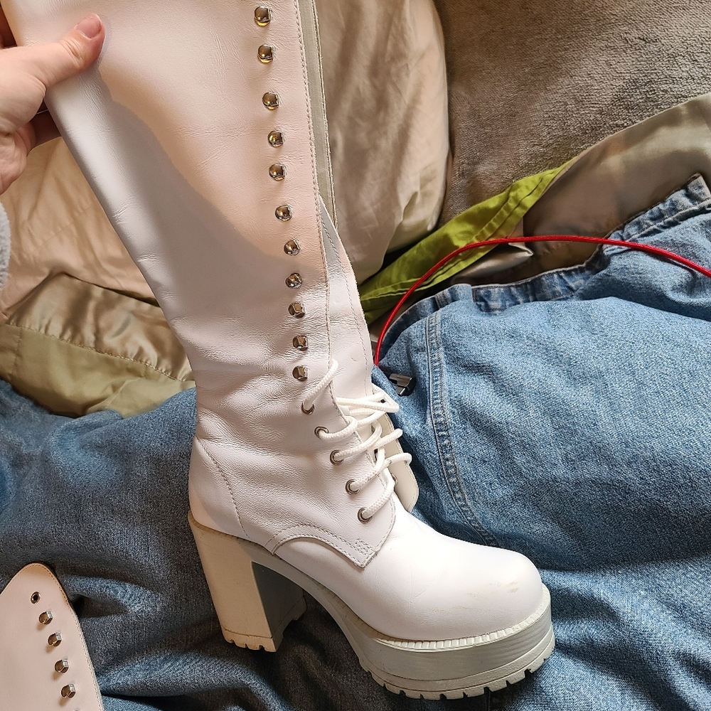 Icy Lash Roc Australia Boots